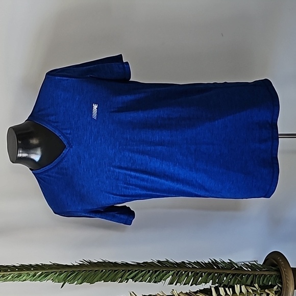 American Eagle Active Extreme Flex Heathered Blue and Black Short Sleeve Tee - Picture 1 of 12